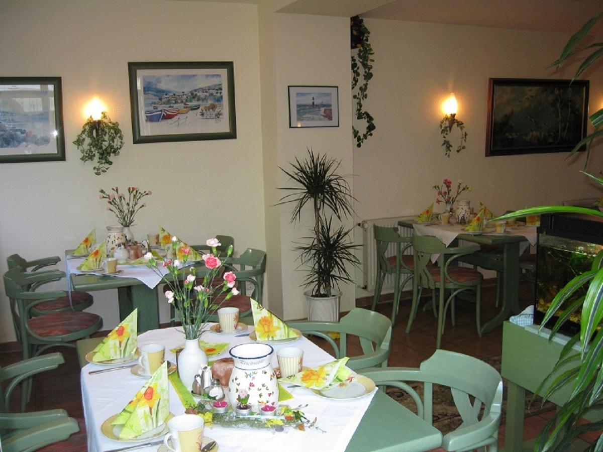 Haus Troja Hotel Rostock Ngoại thất bức ảnh